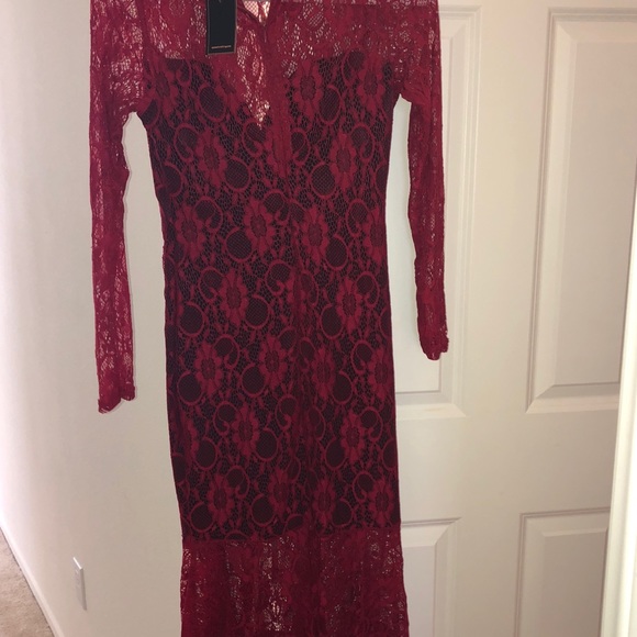 Gorgeous Lace Midi Dress - Picture 5 of 7